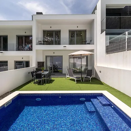 Modern With Pool And Garage By Soulplaces Villa Sobreda