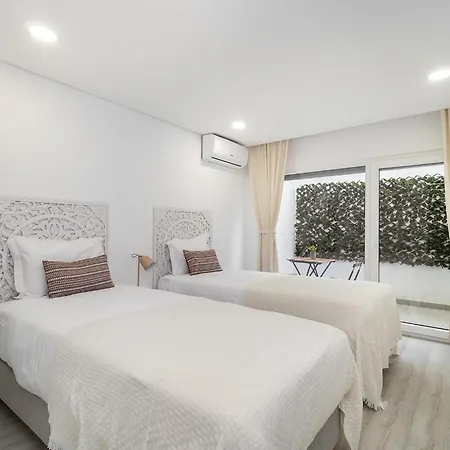 Modern With Pool And Garage By Soulplaces Villa *