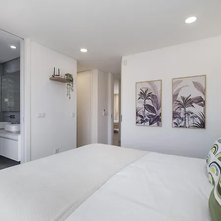 Modern With Pool And Garage By Soulplaces *